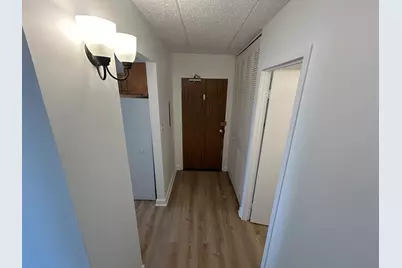 9074 W Terrace Drive #4N, Niles, IL 60714 - Photo 6