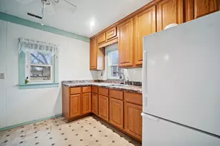 215 Second St, Elgin, IL 60123 - Photo 6