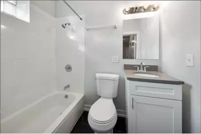 1437 W Superior Street, Chicago, IL 60642 - Photo 18