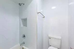 1224 W Whytecliff Rd, Palatine, IL 60067 - Photo 24