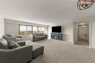 141 N La Grange Rd, La Grange, IL 60525 - Photo 6