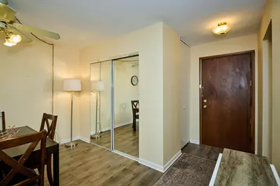 8541 Lotus Avenue #712, Skokie, IL 60077 - Photo 6
