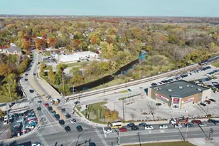 380 N Cedar Rd, New Lenox, IL 60451 - Photo 1