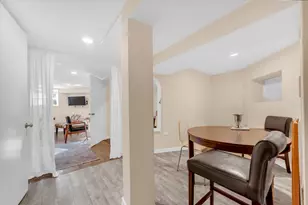 2212 W Iowa St, Chicago, IL 60622 - Photo 2