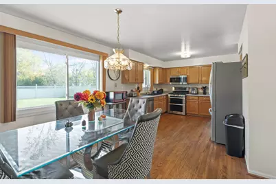 22403 Millard Avenue, Richton Park, IL 60471 - Photo 6