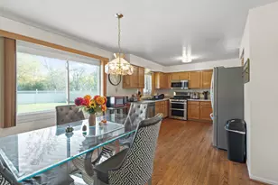 22403 Millard Ave, Richton Park, IL 60471 - Photo 6