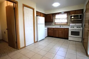 8418 W Oak Ave, Niles, IL 60714 - Photo 18