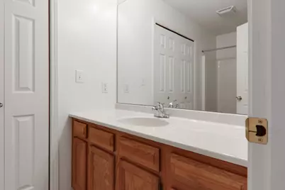 1204 Colonial Avenue, Bloomington, IL 61701 - Photo 8