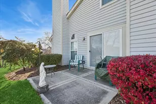 1445 Greens Ct, Glendale Heights, IL 60139 - Photo 18