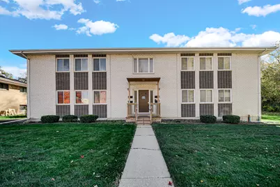 31 Wellington Avenue #1, Mundelein, IL 60060 - Photo 1