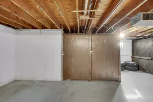 31 Wellington Ave, Mundelein, IL 60060 - Photo 16