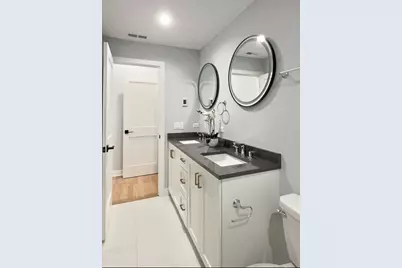 847 W Ainslie Street #1E, Chicago, IL 60640 - Photo 16