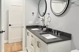 847 W Ainslie St, Chicago, IL 60640 - Photo 16