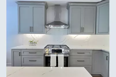 847 W Ainslie Street #1E, Chicago, IL 60640 - Photo 8