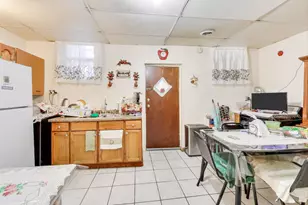 2415 W Arthington St, Chicago, IL 60612 - Photo 18