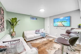 10516 S Eggleston Ave, Chicago, IL 60628 - Photo 10