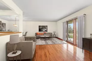 10459 Eagle Ridge Dr, Orland Park, IL 60467 - Photo 2