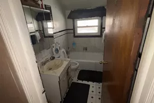 16626 Union Ave, Harvey, IL 60426 - Photo 10