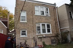 6225 S Albany Ave, Chicago, IL 60629 - Photo 2