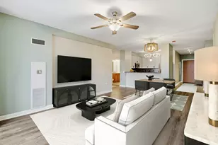 100 E 14th St, Chicago, IL 60605 - Photo 6