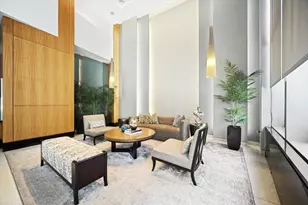 100 E 14th St, Chicago, IL 60605 - Photo 2