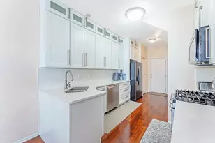 1748 Windward Ave, Naperville, IL 60563 - Photo 2