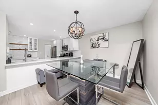 8094 Garfield Ave, Burr Ridge, IL 60527 - Photo 10