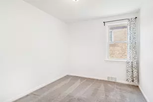 9930 Montrose Ave, Schiller Park, IL 60176 - Photo 10