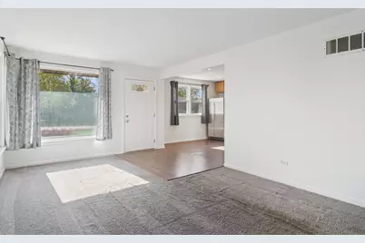 9930 Montrose Avenue, Schiller Park, IL 60176 - Photo 2