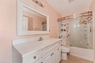 1551 Glacier Trail, Carpentersville, IL 60110 - Photo 18