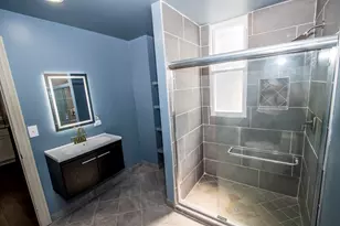 845 W 50th Pl, Chicago, IL 60609 - Photo 32