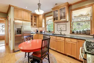 253 Ontario St, Oak Park, IL 60302 - Photo 10