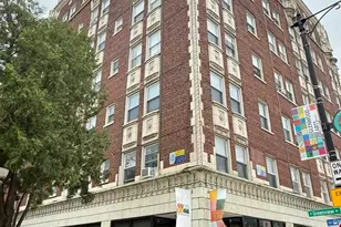 6930 N Greenview Ave, Chicago, IL 60626 - Photo 2