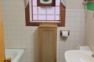 4925 N Kentucky Ave, Chicago, IL 60630 - Photo 6