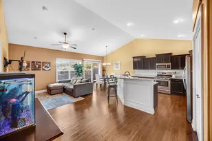 3002 Winter Garden Dr, Valparaiso, IN 46385 - Photo 6