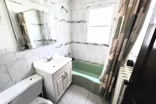 7827 S Peoria St, Chicago, IL 60620 - Photo 6