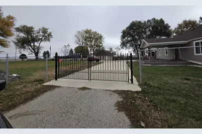 3692 E 2nd Road, Mendota, IL 61342 - Photo 10