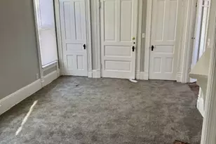 506 E Chestnut St, Bloomington, IL 61701 - Photo 12