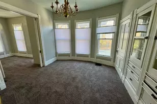 506 E Chestnut St, Bloomington, IL 61701 - Photo 14