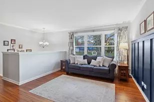 3008 Scenicwood Ln, Woodridge, IL 60517 - Photo 4