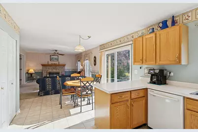 885 Charlton Road, Lake Villa, IL 60046 - Photo 12