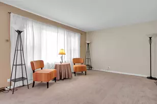 10630 Oak Park Ave, Chicago Ridge, IL 60415 - Photo 10