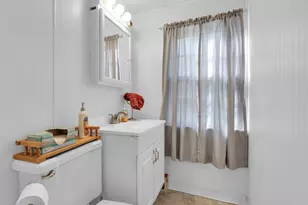 10630 Oak Park Ave, Chicago Ridge, IL 60415 - Photo 8