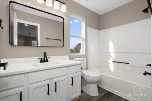 737 Springwood Dr, Joliet, IL 60431 - Photo 20