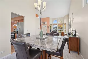 36077 N Bridlewood Ave, Gurnee, IL 60031 - Photo 4