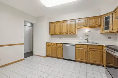801 79th Street #103, Darien, IL 60561 - Photo 10