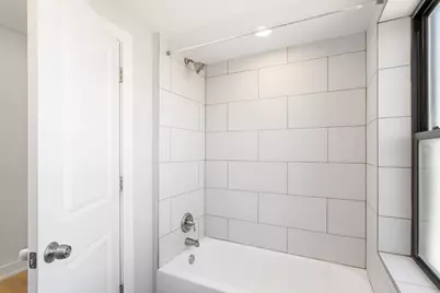 6026 N Winthrop Avenue #2D, Chicago, IL 60660 - Photo 8