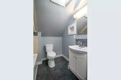 290 E 1st Avenue, Clifton, IL 60927 - Photo 16