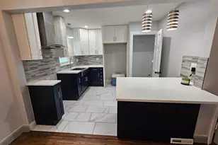 5249 N Osceola Ave, Chicago, IL 60656 - Photo 4