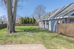 903 S Main St, Yorkville, IL 60560 - Photo 18